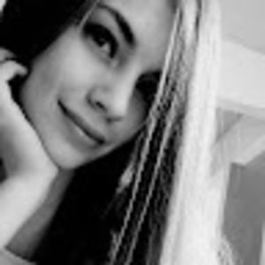 Meet your Posher, Lorena